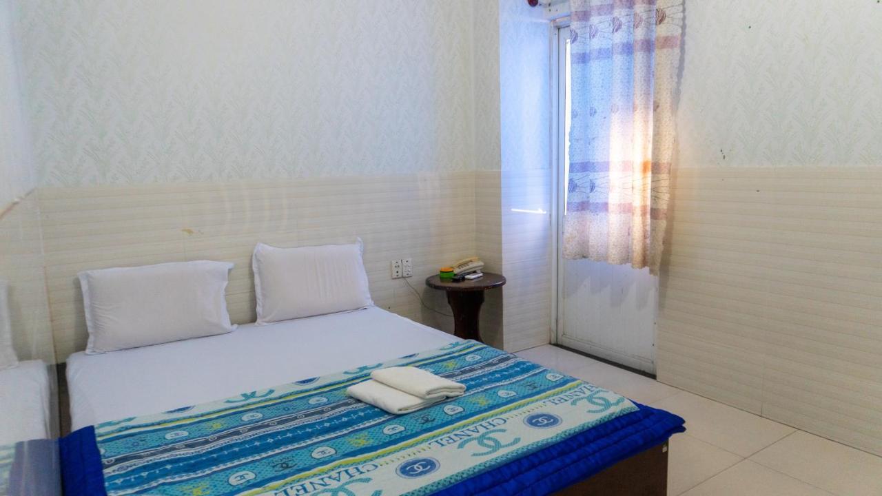 Quynh Anh Hotel Ho Chi Minh City Exterior photo